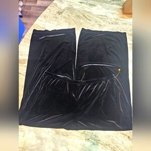 Mirasol Women’s 2X Black Velvet Shorts Pull-On Stretch Lounge Plus Size